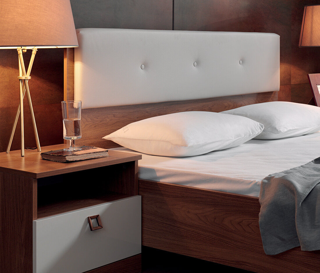 Mistral Walnut - Glossy Cream Nightstand